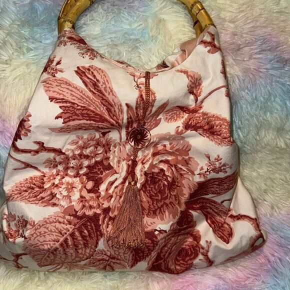 Dobie designs floral print canvass   bamboo handle  bag - Picture 3 of 9